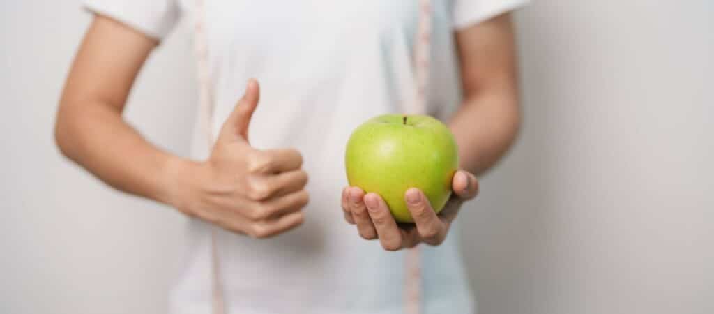 10-astuces-naturelles-pour-ameliorer-sa-digestion-au-quotidien