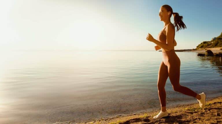 Accueillir l’été : rituels et bienfaits pour le corps et l’esprit